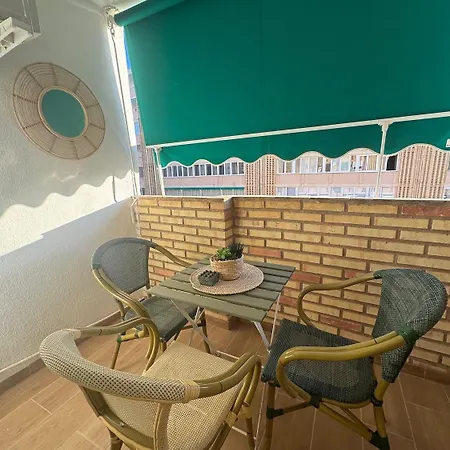 Urbatenis Apartment *